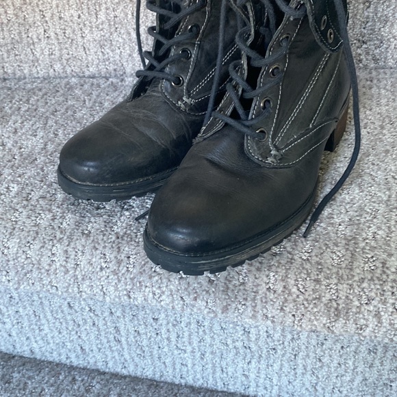 VGUC Steve Madden Ada leather boots size 6 black - Picture 2 of 4